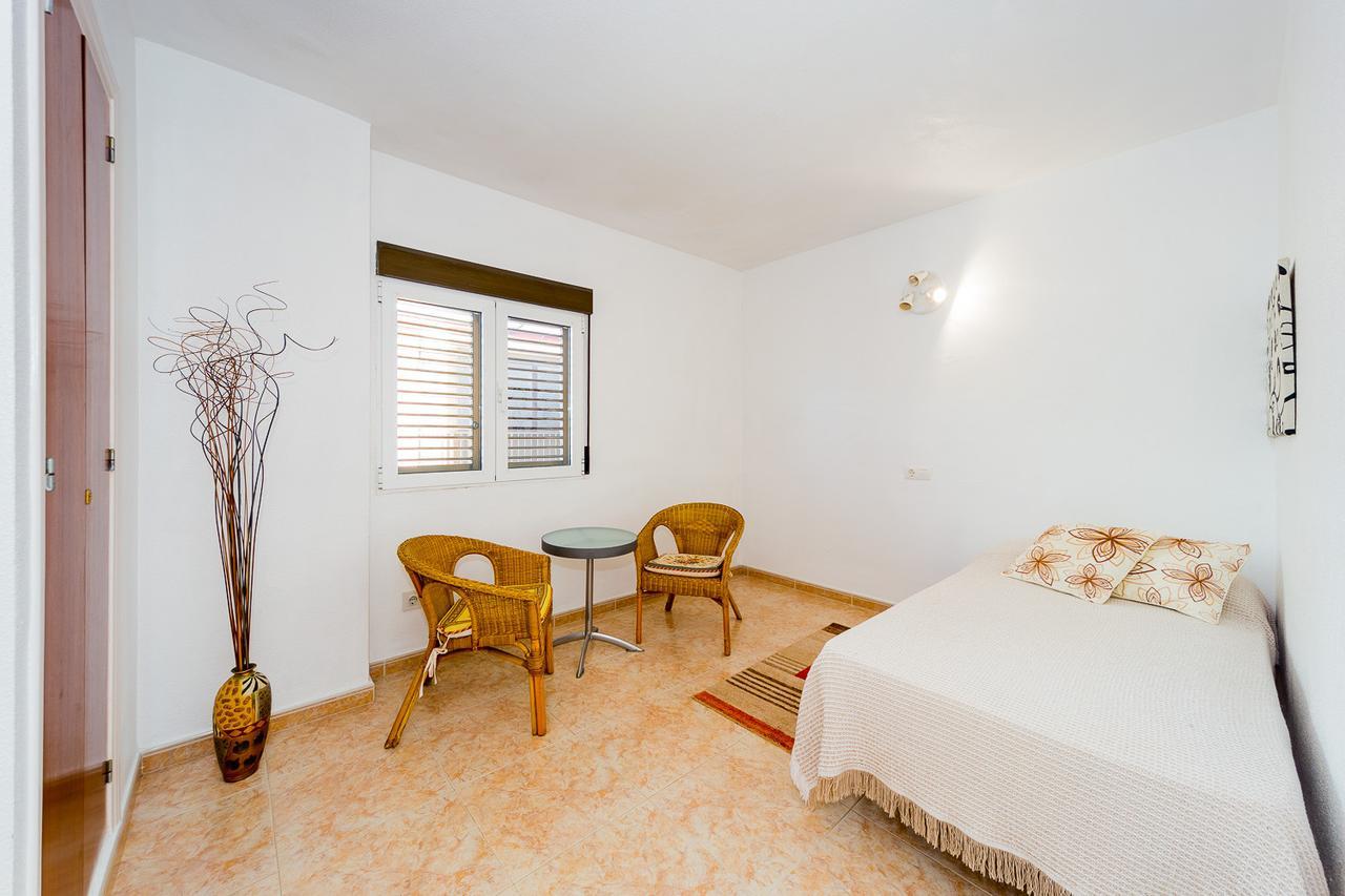 Alegria Id114 Apartment Torrevieja Bagian luar foto