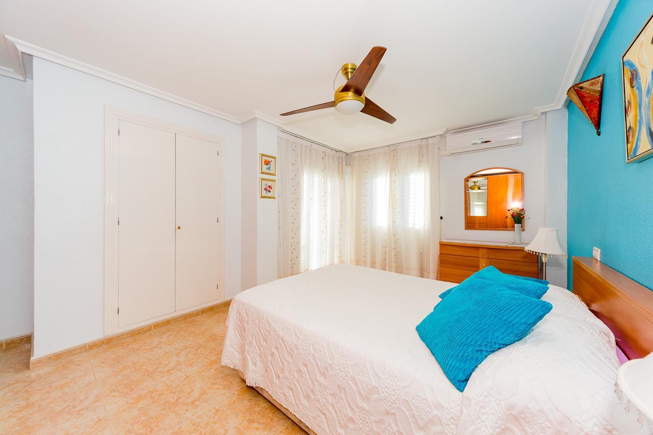 Alegria Id114 Apartment Torrevieja Bagian luar foto